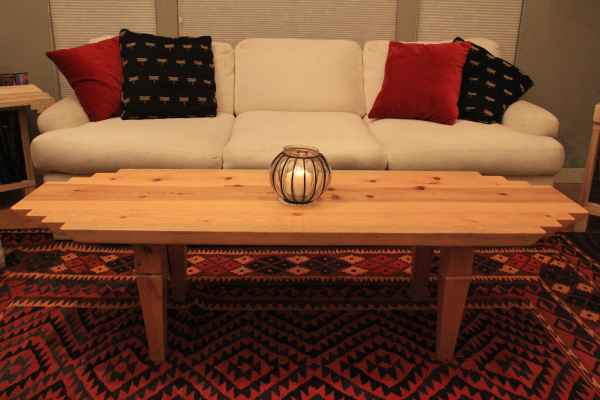 table-with-couch-display