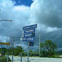 sicilian-road-sign